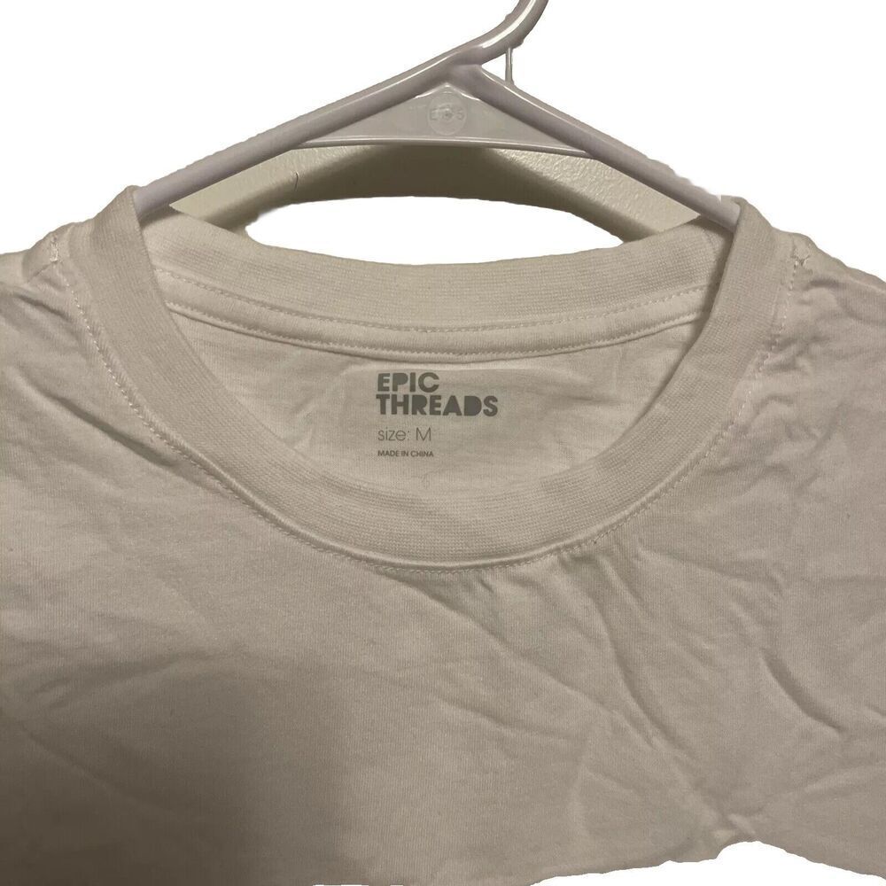 epic threads White Tee NWOT Size M Boys - Picture 3 of 4